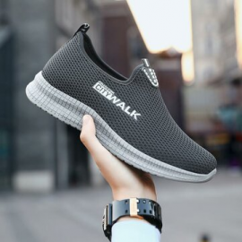 Men Mesh Fabric Breathable Slip On Casual Running Sneakers for Sneakers